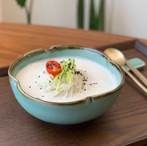 Goryeo[Korean] Celadon Clover Bowl