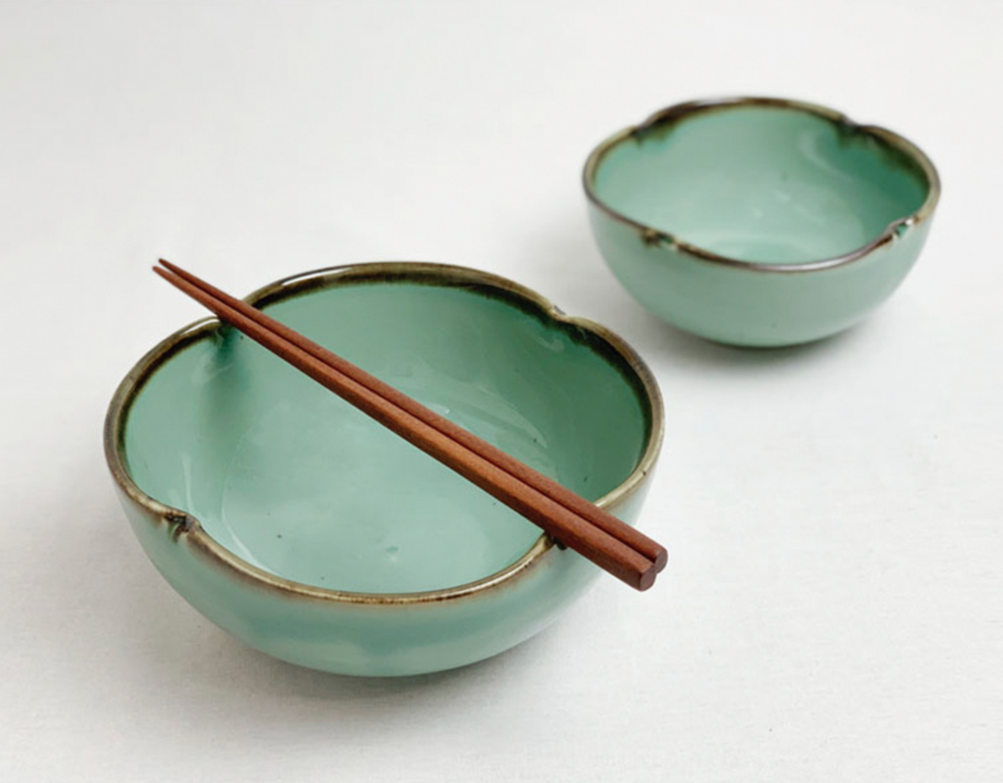 Goryeo[Korean] Celadon Clover Bowl