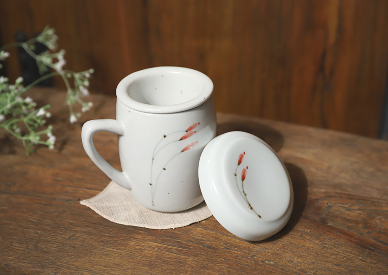 Goryeo[Korean] White porcelain Mug cup with Strainer