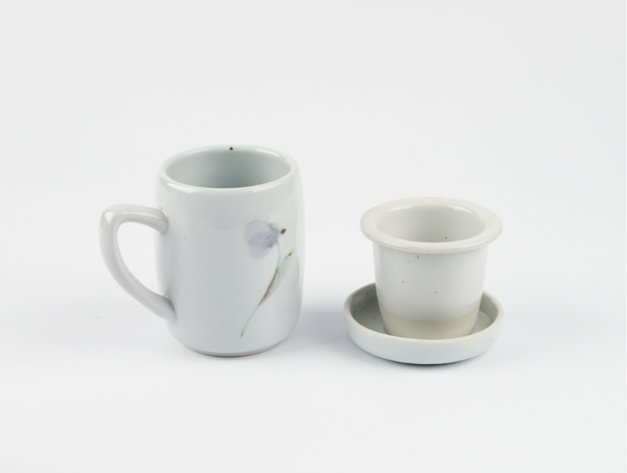 Goryeo[Korean] White porcelain Mug cup with Strainer